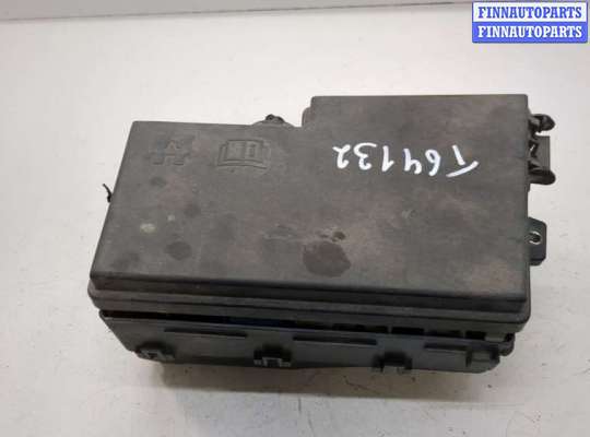 Блок предохранителей FO2208932 на Ford Focus 3 2011-2015