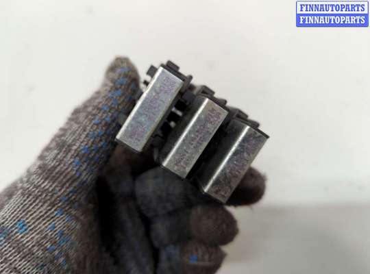 купить Блок предохранителей на Chevrolet Tahoe 2006-2014