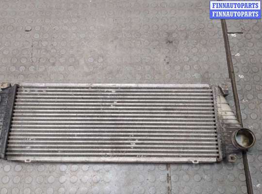 купить Радиатор интеркулера на Nissan Note E11 2005-2013