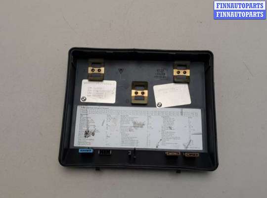 купить Крышка блока предохранителей на BMW 5 E34 1988-1995