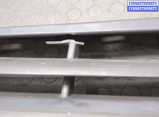 купить Решетка радиатора на Ford Explorer 2006-2010