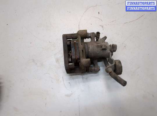 Суппорт на Opel Zafira A