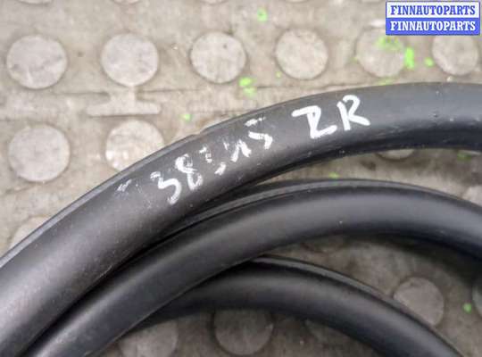 купить Уплотнитель на Mazda 3 (BP) 2019-2025