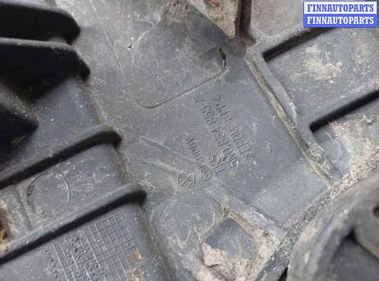 купить Молдинг крыла на Volkswagen Tiguan 2007-2011