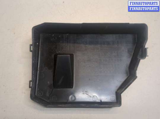 купить Крышка блока предохранителей на Toyota Corolla E15 2006-2013