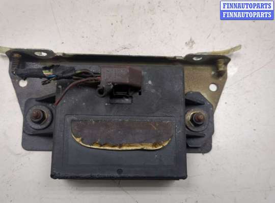 Блок управления антенной LRF5082 на Land Rover Range Rover 4 2012-2021