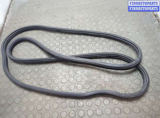 купить Уплотнитель на Volvo XC90 2002-2014