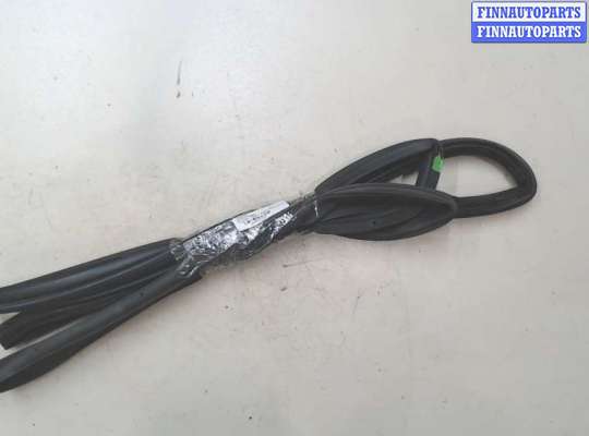купить Уплотнитель на Toyota RAV 4 2000-2005