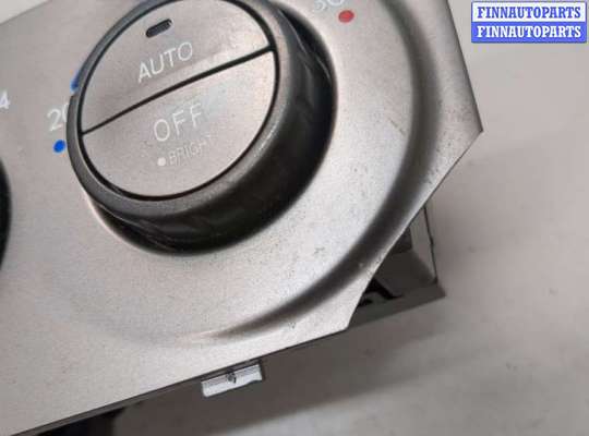 купить Переключатель отопителя (печки) на Subaru Forester (S11) 2002-2008