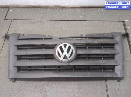 купить Решетка радиатора на Volkswagen Crafter 2006-2016