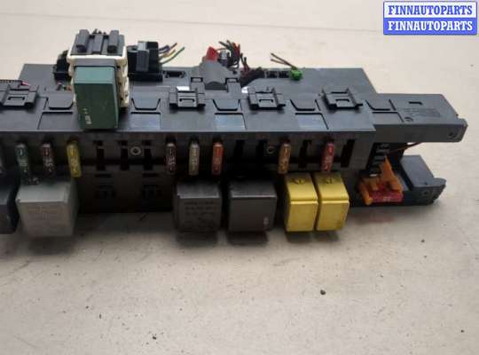 Блок предохранителей MB1722886 на Mercedes CLK W209 2002-2010