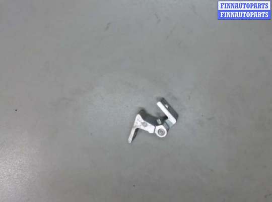 Петля двери AU1622879 на Audi Q7 2005-2015