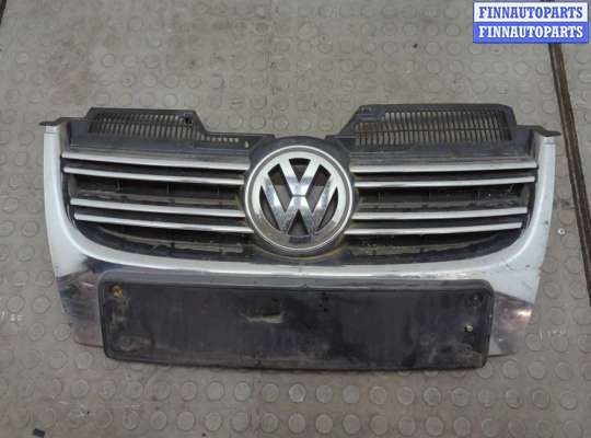 купить Решетка радиатора на Volkswagen Jetta 5 2004-2010