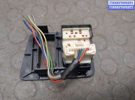 купить Блок управления зеркалами на Pontiac Vibe 1 2002-2008