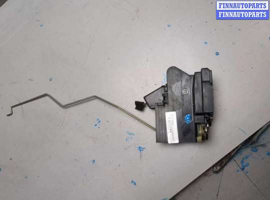 Замок боковой двери на Renault Sandero II