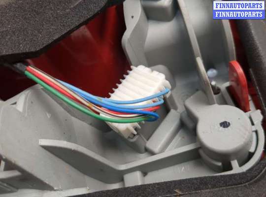 купить Фонарь (задний) на Toyota Auris E15 2006-2012