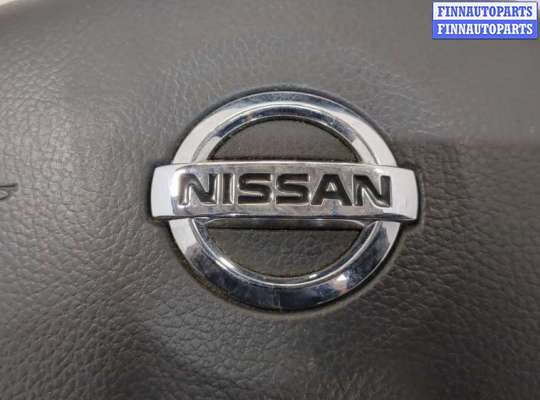Руль на Nissan Note (E11)