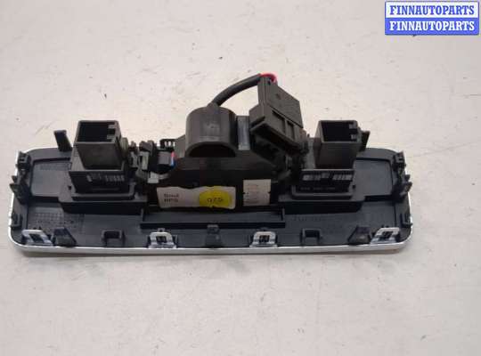 Кнопка обогрева сидений AU1635947 на Audi A6 (C7) 2011-2018