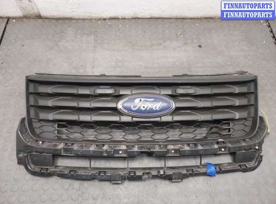 купить Решетка радиатора на Ford Explorer 2015-2019