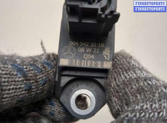 купить Датчик удара на Mercedes GL X164 2006-2012