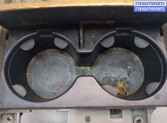 купить Подстаканник на Volvo XC90 2002-2014