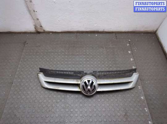 Решетка радиатора VG2775861 на Volkswagen Golf Plus