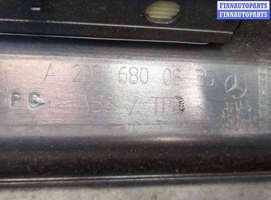 купить Пластик (обшивка) салона на Mercedes C W203 2000-2008