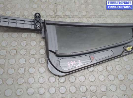 купить Стекло форточки двери на Volkswagen Tiguan 2016-2020