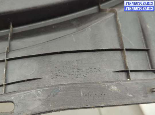 купить Жабо под дворники (дождевик) на Mitsubishi Outlander 2003-2009