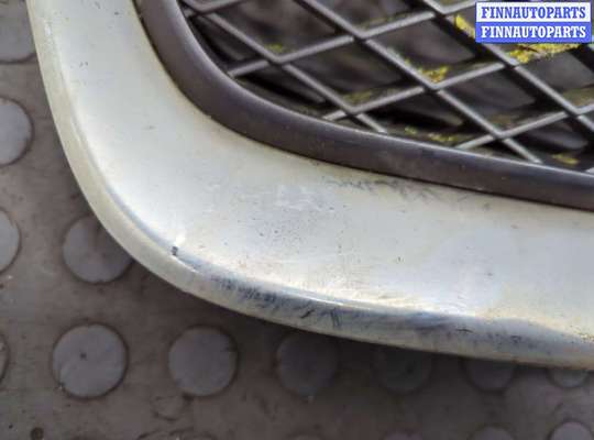 купить Решетка радиатора на Suzuki Grand Vitara 2005-2016