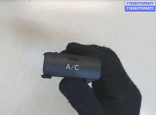 купить Кнопка кондиционера (A/C) на Toyota Corolla E12 2001-2006