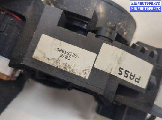 купить Переключатель поворотов и дворников (стрекоза) на Volvo S40 / V40 1995-2004