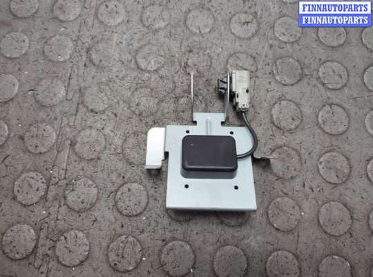 Антенна на Honda CR-V IV (RM_)