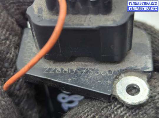 купить Измеритель потока воздуха (расходомер) на Nissan Note E11 2005-2013