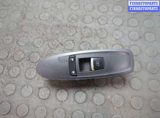 Купить Кнопка стеклоподъемника (блок кнопок) на Infiniti QX56 2010-2013 Кнопка стеклоподъемника (блок кнопок) NS939569 на Infiniti QX56 2010-2013