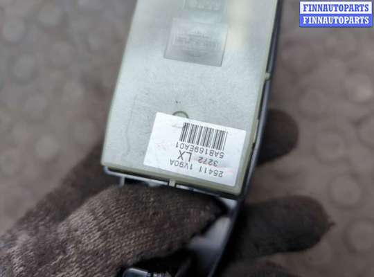 Блок управления стеклоподъёмниками на Nissan Patrol VI (Y62)