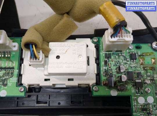купить Переключатель отопителя (печки) на Infiniti G 2006-2013