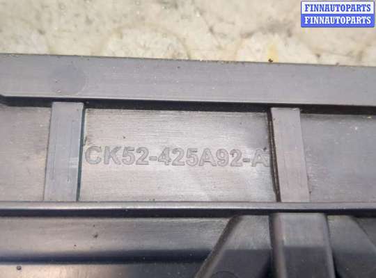 купить Пластик (обшивка) внутреннего пространства багажника на Land Rover Range Rover 4 2012-2021