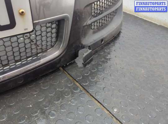 Бампер передний на Volkswagen Touareg I (7L)