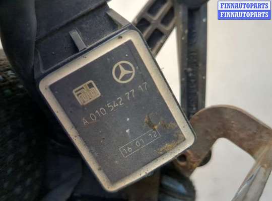 Датчик дорожного просвета на Mercedes-Benz GL (X164)