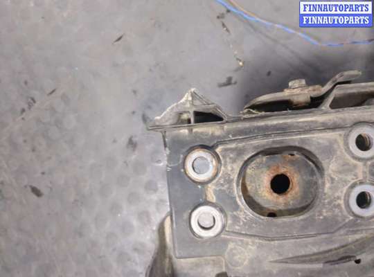 купить Рамка передняя (телевизор) на Volkswagen Touareg 2002-2007