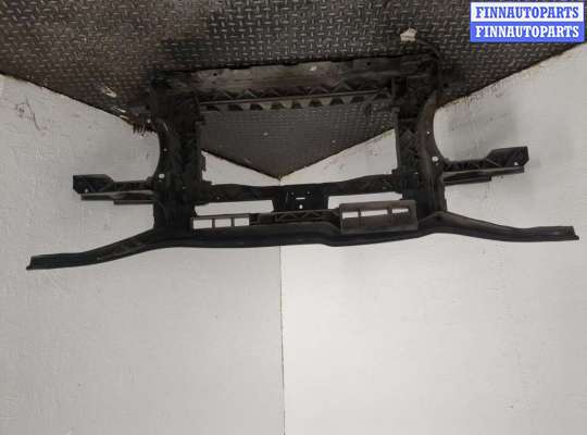 купить Рамка передняя (телевизор) на Volkswagen Golf 5 2003-2009