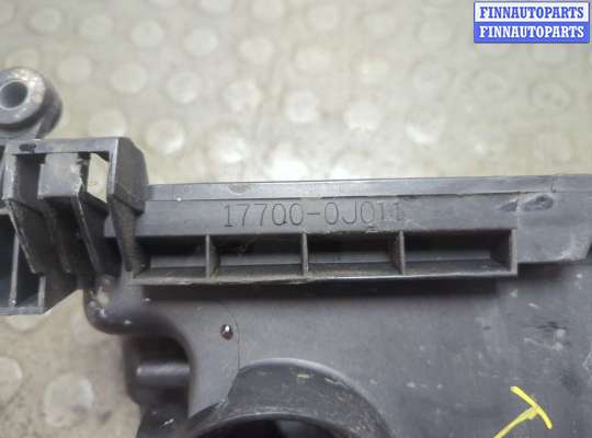 купить Корпус воздушного фильтра на Toyota Yaris 1999-2006