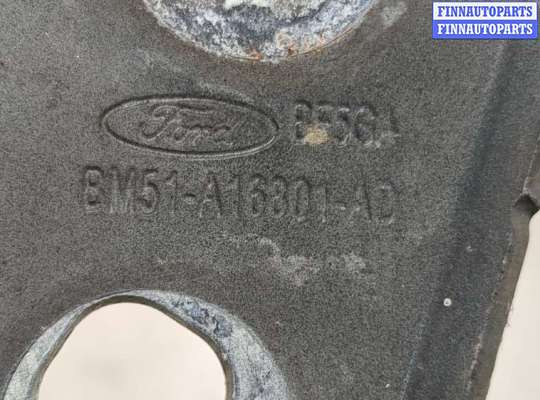 купить Петля капота на Ford Focus 3 2011-2015