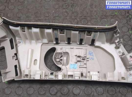 купить Обшивка стойки на Nissan Pathfinder 2012-2020