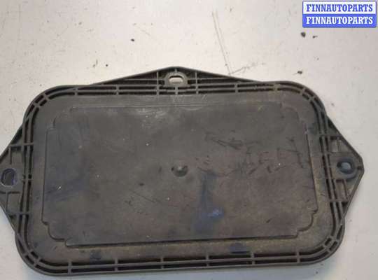купить Пластик (Обшивка) моторного отсека на Volkswagen Passat 6 2005-2010