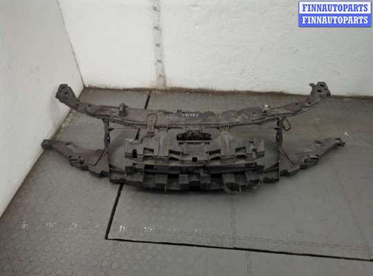 Рамка передняя (телевизор) RN1575978 на Renault Laguna 3 2007-2025