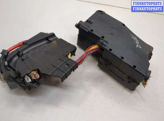 купить Блок предохранителей на Ford Escape 2012-2015