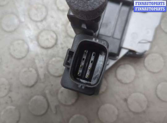 купить Замок двери на Volvo XC90 2002-2014