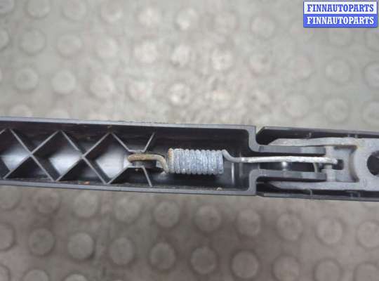 купить Щеткодержатель на Nissan Qashqai 2006-2013